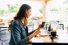 How does having a savings account help your credit score